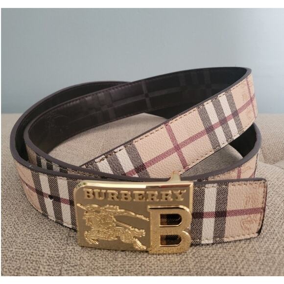 Burberry Reversible Belt w/ the check pattern - Picture 1 of 5